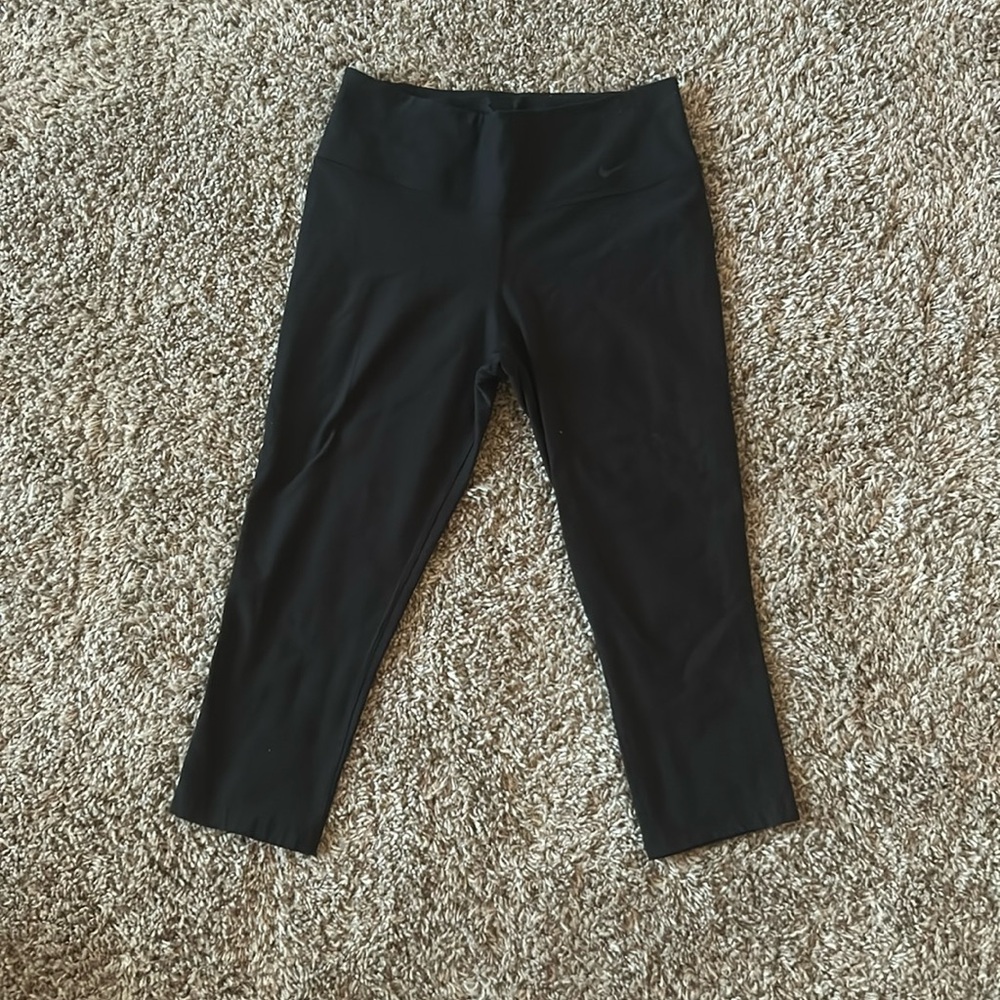 Nike Dri-Fit Crop Leggings